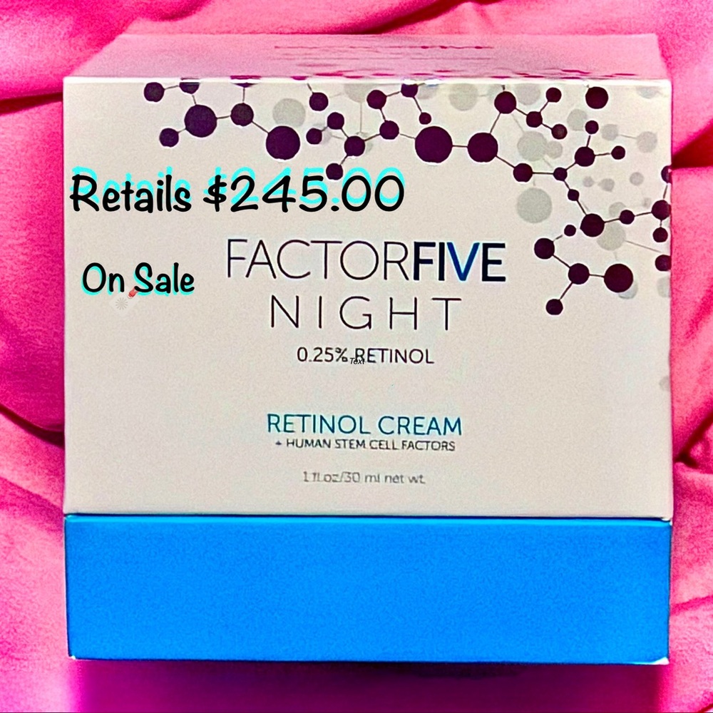 1oz Night Retinol Cream
See why this anti-aging cream is the most sought after.